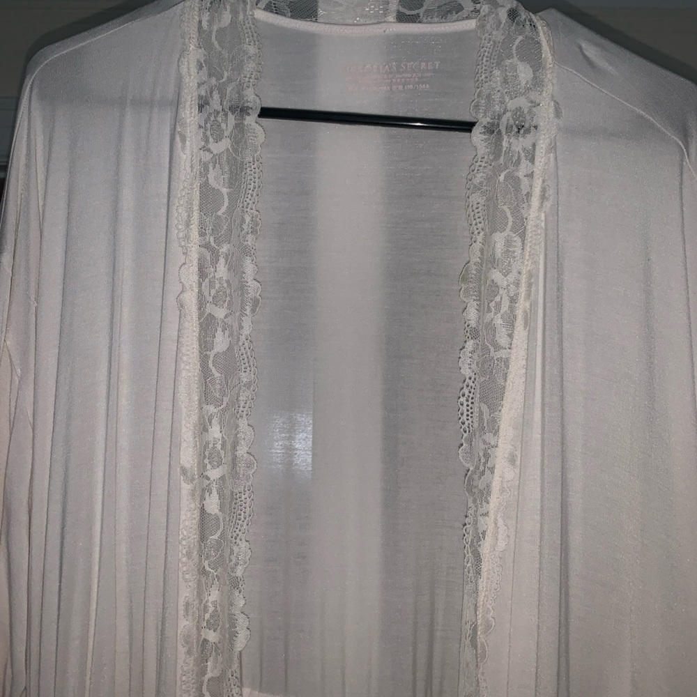 Victoria's Secret White Lace Robe